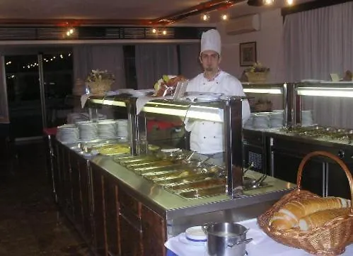 Depadansa Marina & Primorka Hotel 2*